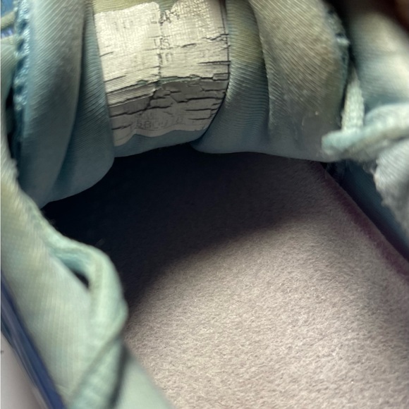 ASICS ATHLETIC SHOES - Picture 4 of 4